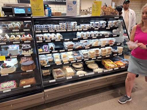 Grocery Store «Whole Foods Market», reviews and photos, 102 New Waverly Pl, Cary, NC 27518, USA