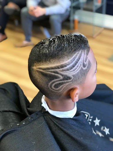 Barber Shop «THE PATIO BARBER SHOP», reviews and photos, 37 W Somerset St, Raritan, NJ 08869, USA