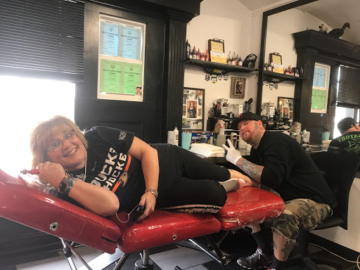 Tattoo Shop «Purgatory Tattoos», reviews and photos, 11001 East 39th St S, Independence, MO 64052, USA