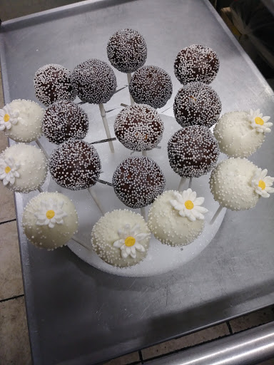 Grocery Store «European Market & Deli 