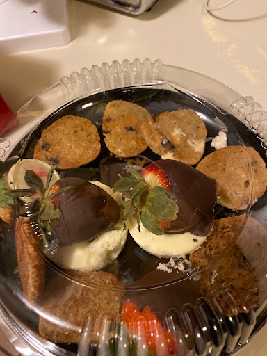 Gift Shop «Edible Arrangements», reviews and photos, 19079 Lyndon B Johnson Fwy #55c, Mesquite, TX 75150, USA