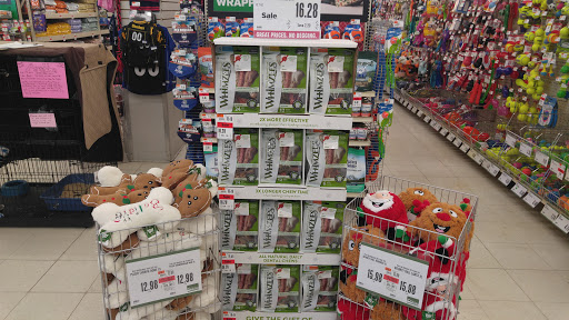 Pet Supply Store «Pet Supplies Plus», reviews and photos, 2480 Albany Ave, West Hartford, CT 06117, USA