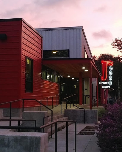 924 Shady Ln, Austin, TX 78702, USA