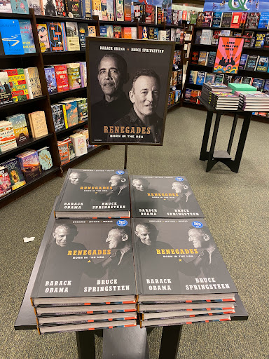 Book Store «Barnes & Noble», reviews and photos, 230 Main St, White Plains, NY 10601, USA