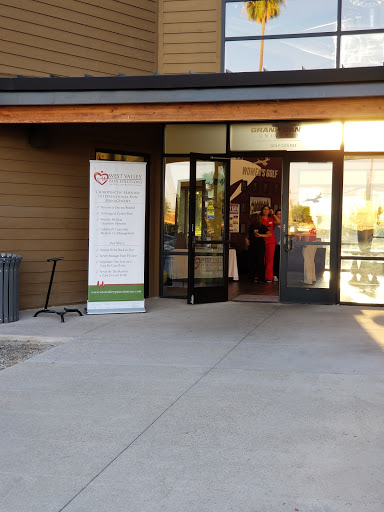 Golf Course «Grand Canyon University Golf Course», reviews and photos, 5902 W Indian School Rd, Phoenix, AZ 85033, USA