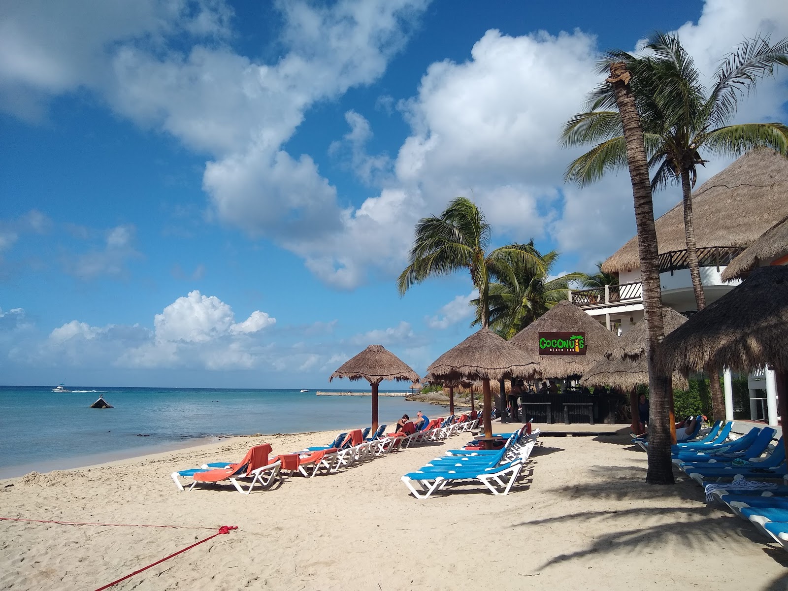 Foto av Cozumel paradise beach med rymlig strand