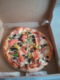 Plats et boissons du Pizzeria Aubergenville Di Napoli Pizza - n°10