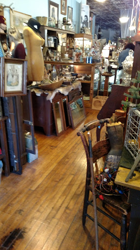 Farm Girl Art and Antiques