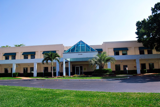 City College Fort Lauderdale, 2000 W Commercial Blvd #200, Fort Lauderdale, FL 33309, College