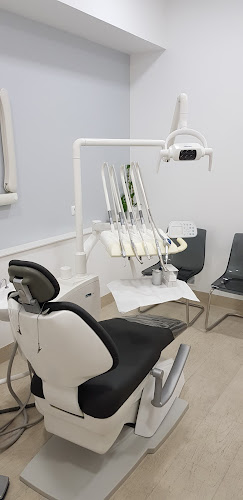 Clínica Dentária Ana Fernandes