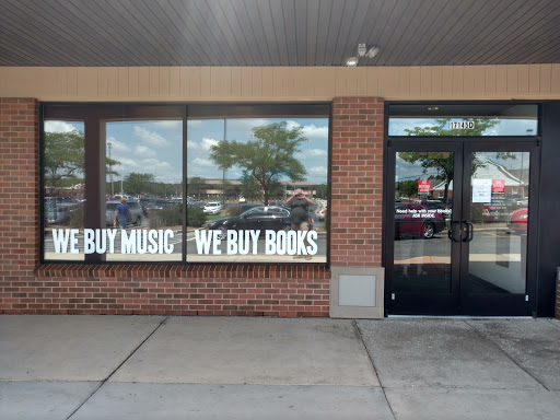 Book Store «Half Price Books», reviews and photos, 17145 W Bluemound Rd, Brookfield, WI 53005, USA