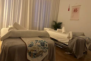yujian massage image