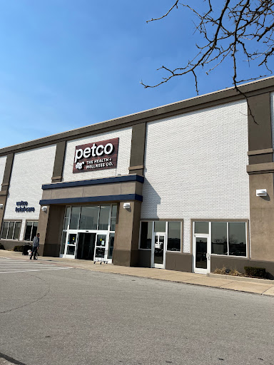 Petco Animal Supplies, 2204 Harlem Ave, North Riverside, IL 60546, USA, 