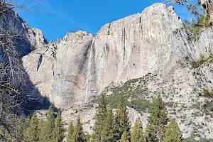 Yosemite Valley Welcome Center image