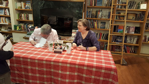 Book Store «Full Circle Bookstore», reviews and photos, 1900 Northwest Expy, Oklahoma City, OK 73118, USA