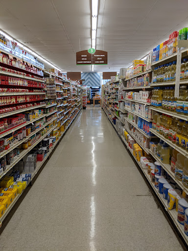 IGA, 390 N Dixie St, Horse Cave, KY 42749, USA, 