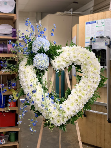 Florist «Magnolia Flowers», reviews and photos, 9669 Magnolia Ave, Riverside, CA 92503, USA