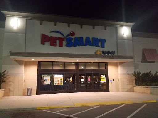 Pet Supply Store «PetSmart», reviews and photos, 919 Lakeland Park Center Dr Unit 380, Lakeland, FL 33809, USA