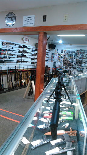Gun Shop «Weaponspro», reviews and photos, 1305 W Mulberry St, Salem, IN 47167, USA
