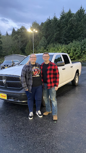 Used Car Dealer «Advantage Used Car and Truck Center», reviews and photos, 5012 Auto Center Blvd, Bremerton, WA 98312, USA