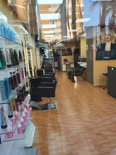 Peluquería SIMO en Benalmádena, Málaga