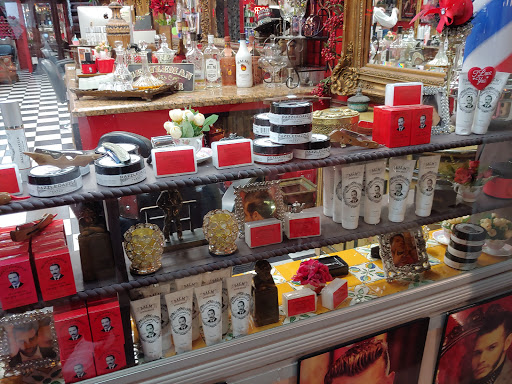 Shopping Mall «Miracle Mile and Downtown Coral Gables», reviews and photos, 220 Miracle Mile, Miami, FL 33134, USA