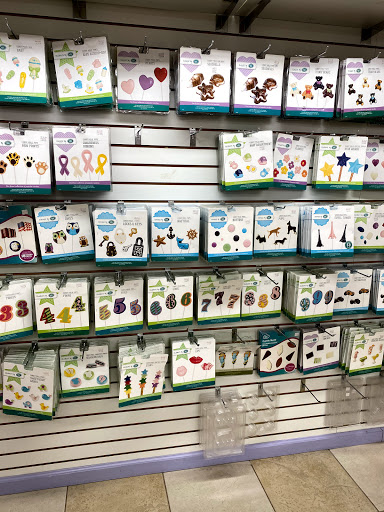 Home Goods Store «Save-A-Thon Stores», reviews and photos, 824 Flatbush Ave, Brooklyn, NY 11226, USA