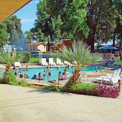 Cherry Valley Lakes RV Resort