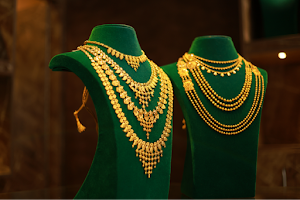 Ar Razzaaq Gold & Diamond Jewellery Wholesale image