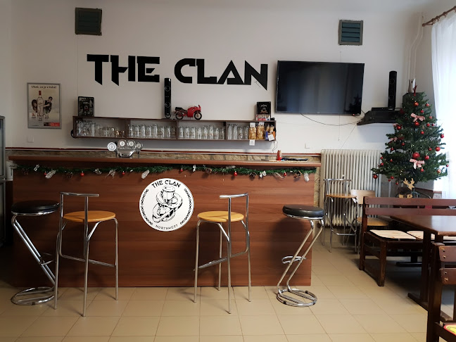 The Clan - Bar