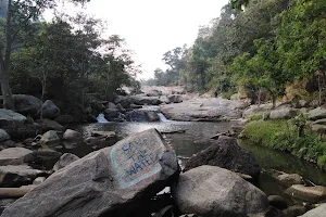Songhagra waterfalls image