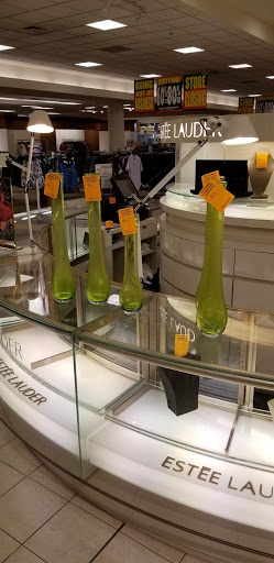 Shopping Mall «The Lakes Mall», reviews and photos, 5600 Harvey St, Muskegon, MI 49444, USA