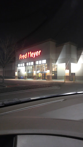 Grocery Store «Fred Meyer», reviews and photos, 2801 Bickford Ave, Snohomish, WA 98290, USA