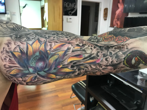 Tattoo Shop «mystic ink tattoos», reviews and photos, 715 N Ewing St, Seymour, IN 47274, USA