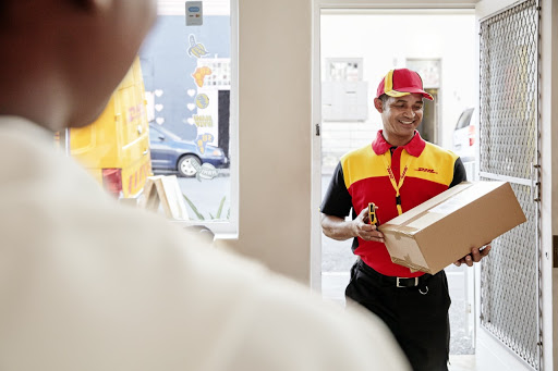 DHL Express Service Point (WORKCENTER SANT PERE)