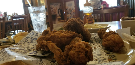 American Restaurant «Cracker Barrel Old Country Store», reviews and photos, 1265 Allen St, Scottsburg, IN 47170, USA