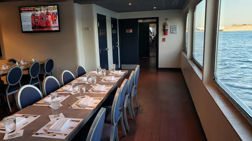 Shopping Mall «Channelside Bay Plaza», reviews and photos, 615 Channelside Dr #117, Tampa, FL 33602, USA