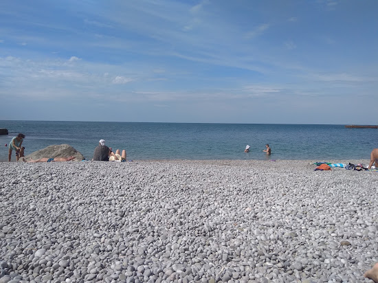 Castropol hotel beach