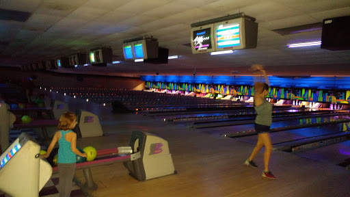Bowling Alley «Terrace Sports», reviews and photos, 5311 E Busch Blvd, Temple Terrace, FL 33617, USA