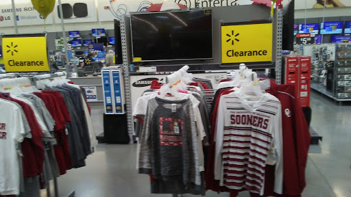  «Walmart», reviews and photos, 3651 Classen Blvd, Norman, OK 73071, USA