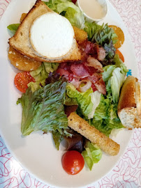 Salade César du Restaurant Holly's Diner à Évreux - n°2