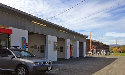 Bestway Car Wash en North Adams