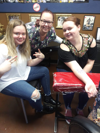 Tattoo Shop «Everett Tattoo Emporium», reviews and photos, 2507 Broadway, Everett, WA 98201, USA