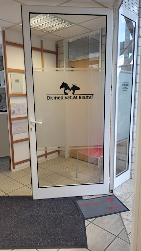 Dr.med.vet. Manfred Beutel Tierarzt unter Ottobeuren, Bayern