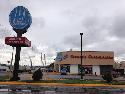 Farmacia Guadalajara Boulevard Santa Rosa #200, Balcones De Santa Rosa, 66610 Prados De Santa Rosa, N.L. Mexico