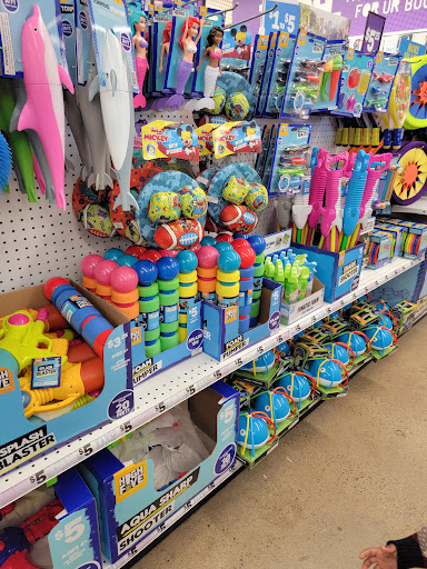 Variety Store «Five Below», reviews and photos, 4801 McKnight Rd, Pittsburgh, PA 15237, USA