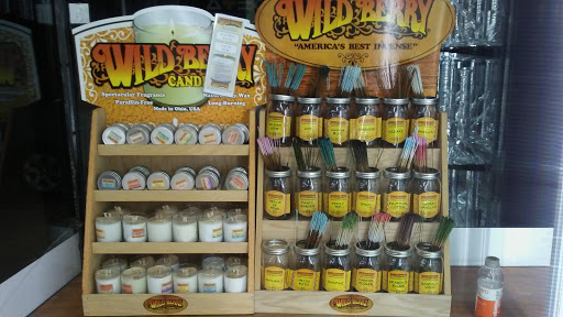 BLUE MOON SMOKE SHOP, 896 Massachusetts Ave, Cambridge, MA 02139, USA, 