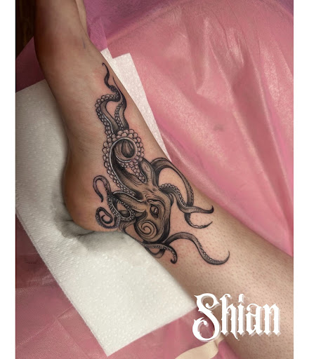 Explore bridge tattoo ideas, creative tattoo ideas in Benton, available at Relics Tattoo Studio