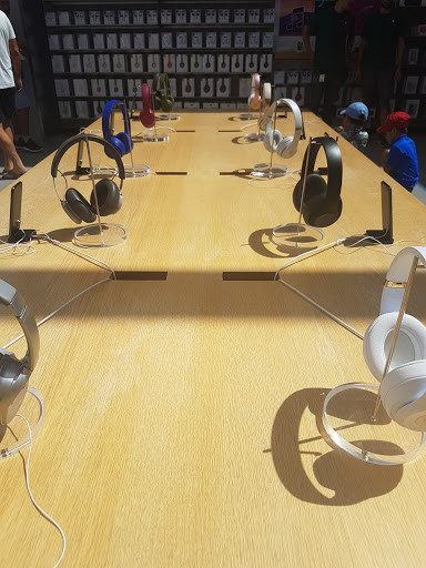 Computer Store «Apple Stanford», reviews and photos, 379 Stanford Shopping Center, Palo Alto, CA 94304, USA