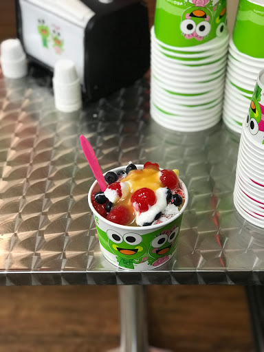 Frozen Yogurt Shop «Sweet Frog», reviews and photos, 4871 US-90, Pace, FL 32571, USA
